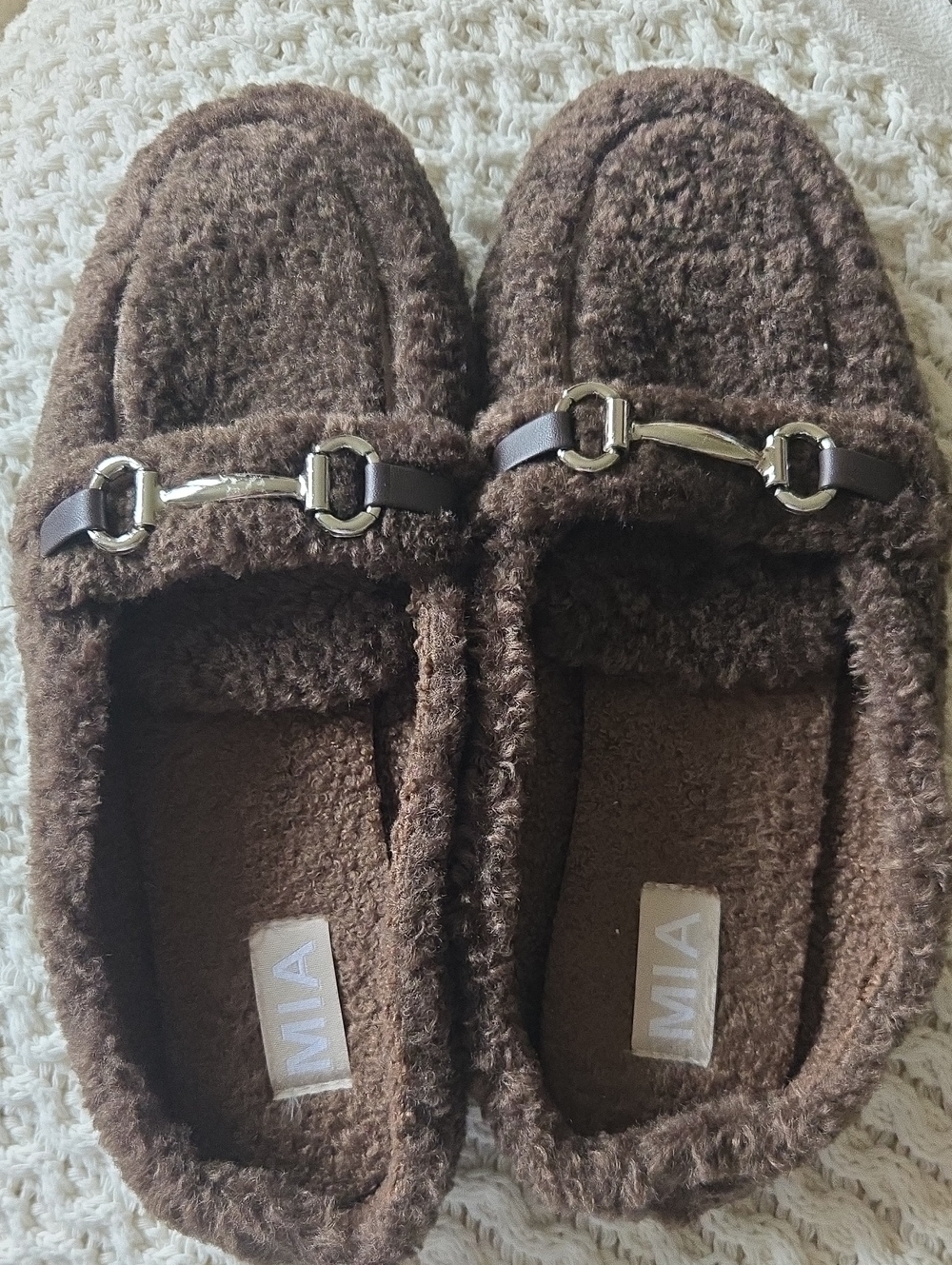 MIA Brown Faux Sherpa Moccasin Slippers with Metallic Bit